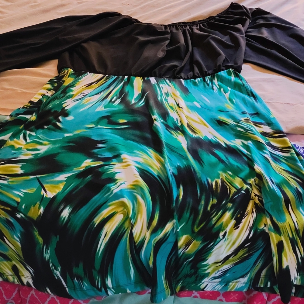 Women's dress size 18 w long sleeve